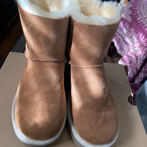 UGG Selene Suede Boot. - Picture 13 of 13